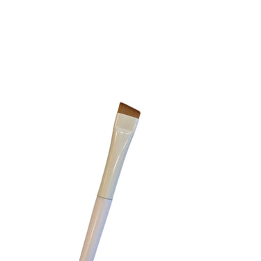 witte wenkbrauw brushes wenkbrauwbehandelingen contour. professionele resultaten PMU behandelingen en brow styling