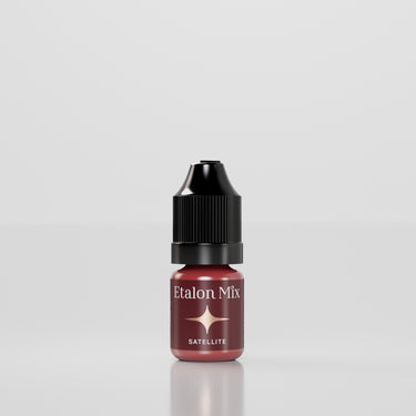 Il colore Satellite della linea Favors Etalon Mix Set è stato sviluppato da Etalon Mix in collaborazione con Anna Frank. Si tratta di una tonalità intensa con un sottotono bordeaux. Un pigmento organico dalla densità media e dal sottotono freddo.