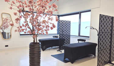 The beauty room 5 banner from The Beauty Room ~ Salonstuhl verfügbar